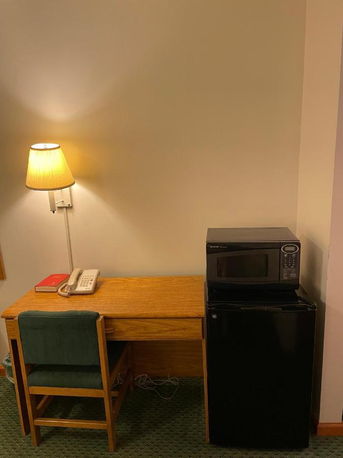 Pine Valley Motel Spruce Pine エクステリア 写真